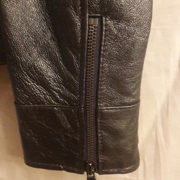 APT.9 Leather Jacket - Picture 4 of 6